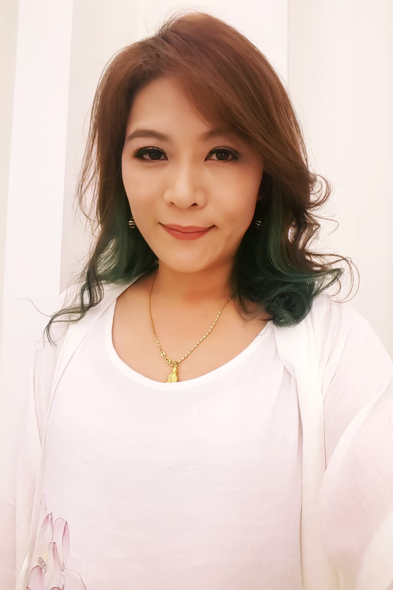 Lin Pei-Jun: Lin Pej-Jun backdrop