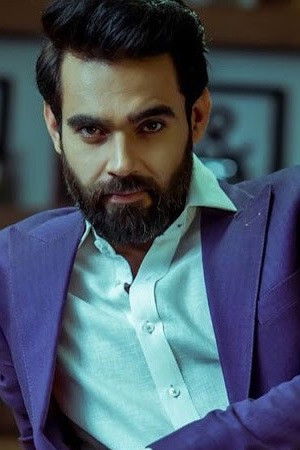 Hassan Niazi backdrop