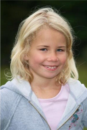 Anne-Marie Weisz backdrop