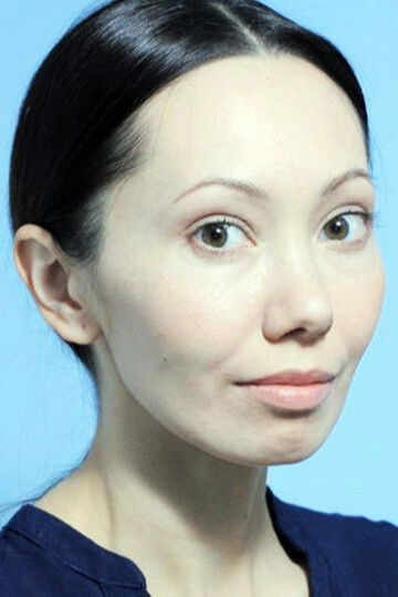 Maria Bekker backdrop