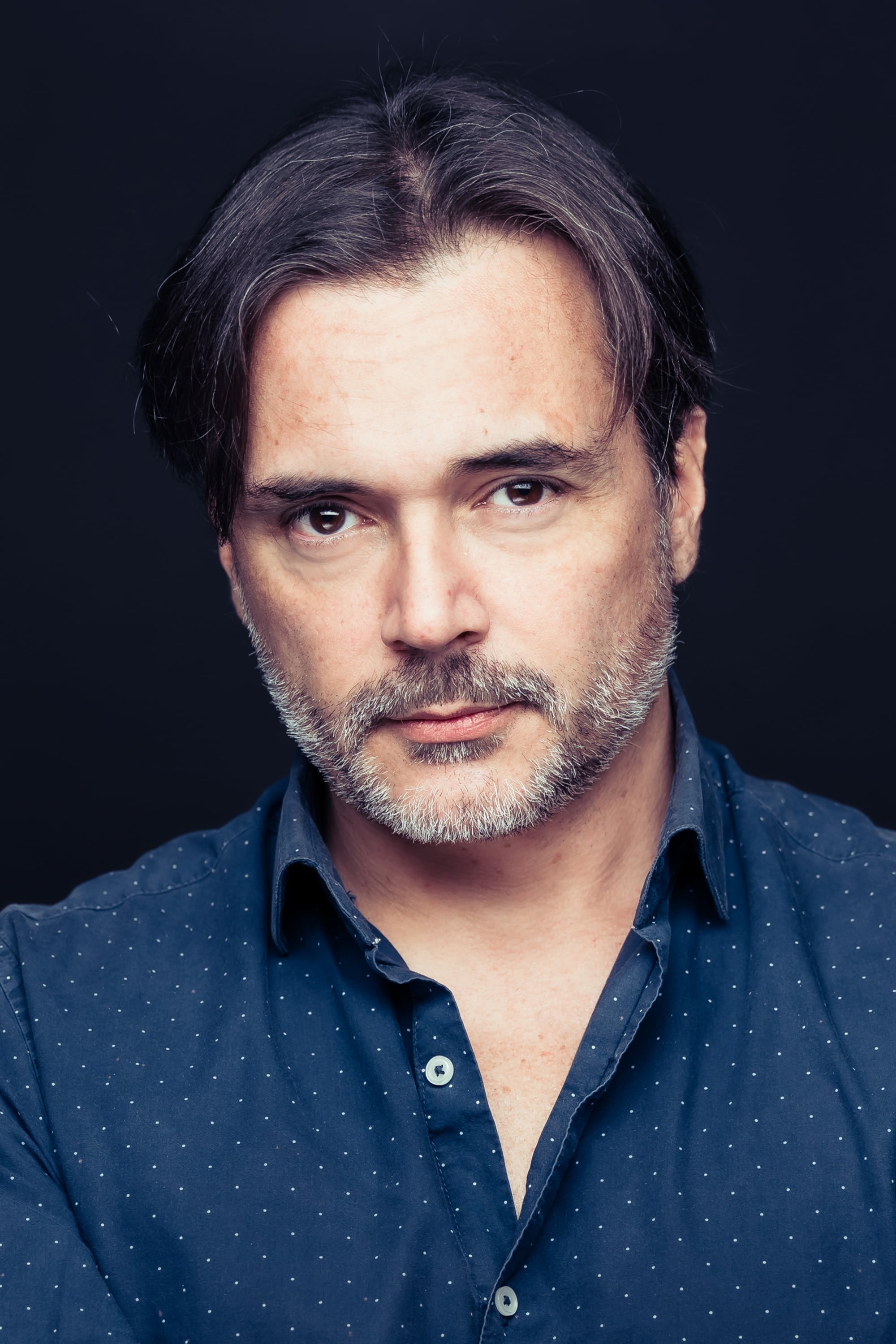 Edgar Moreno backdrop