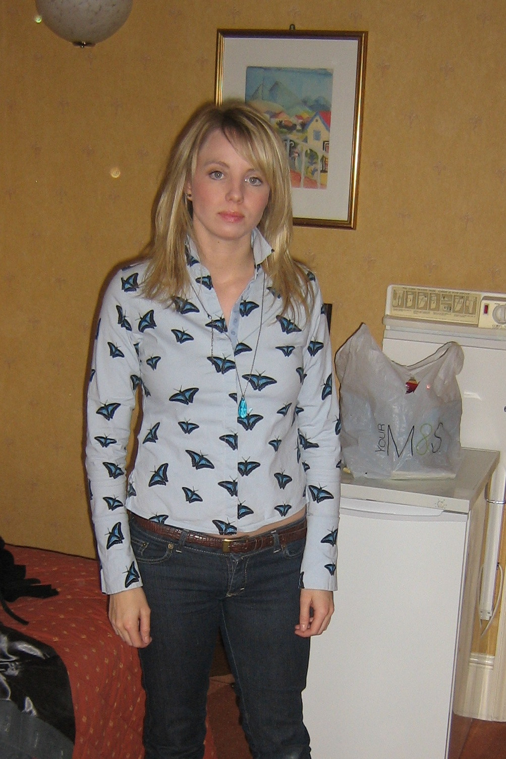 Cara Fraser backdrop