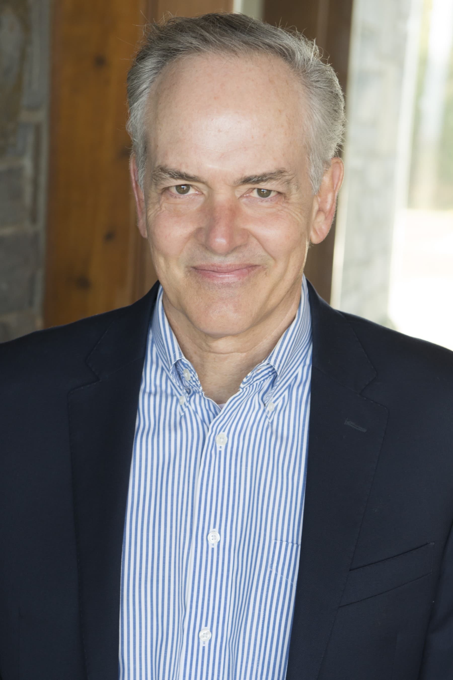 William L. Thomas backdrop