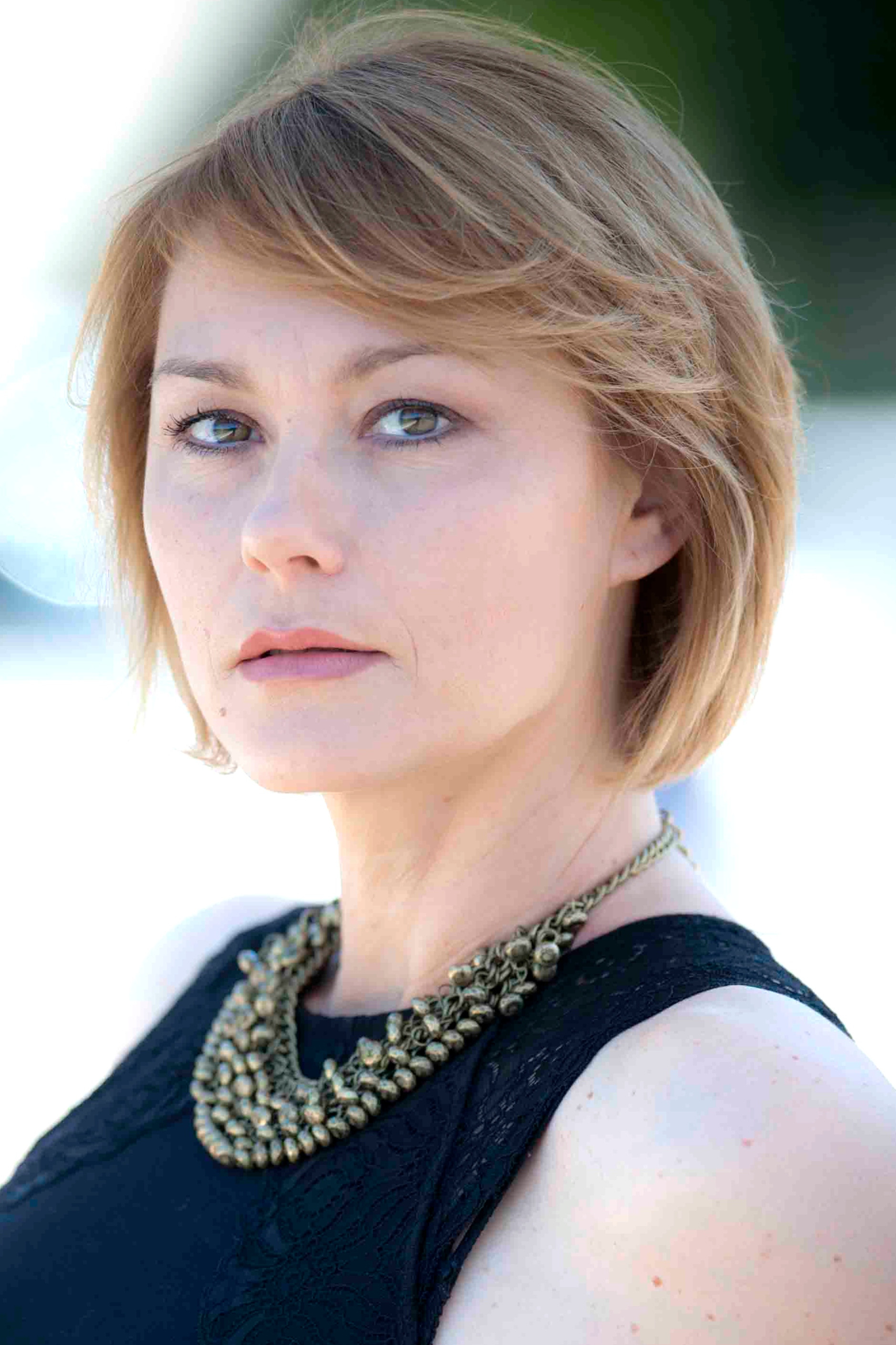 Monica Carpanese backdrop