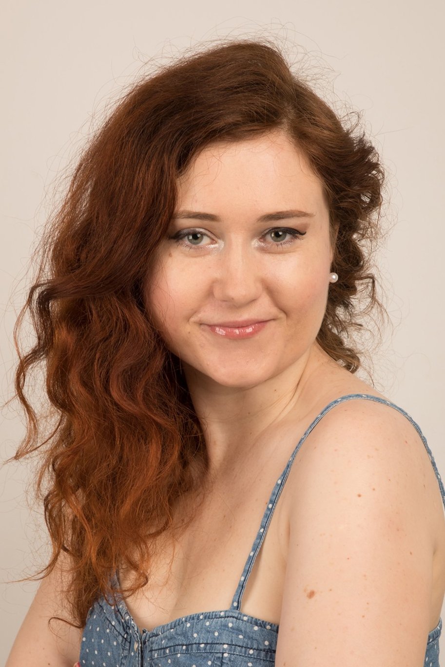 Eva Toulová backdrop