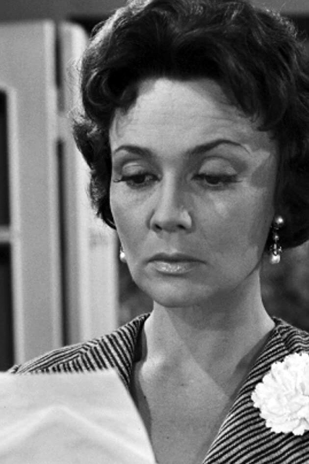 Krystyna Karkowska backdrop