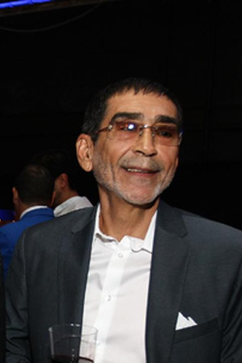 Vicente Castro backdrop