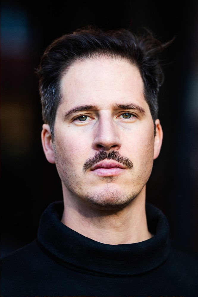 David Garzòn Bardua backdrop