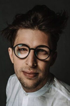 Mateusz Bieryt backdrop