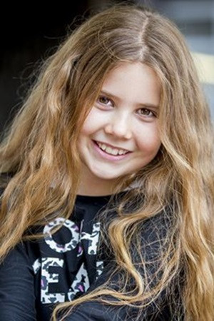 Larissa Felber backdrop