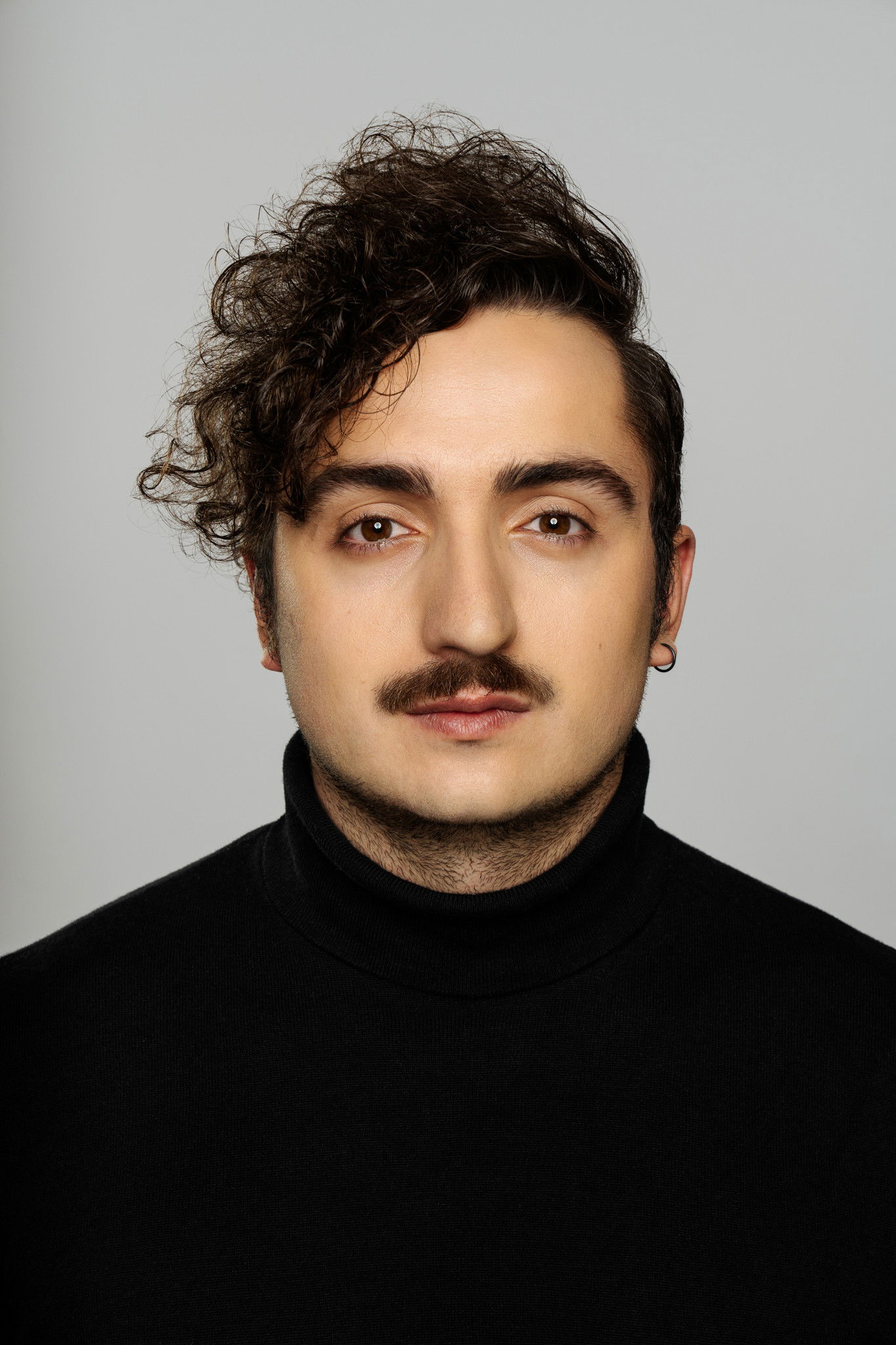 Karol Osentowski backdrop