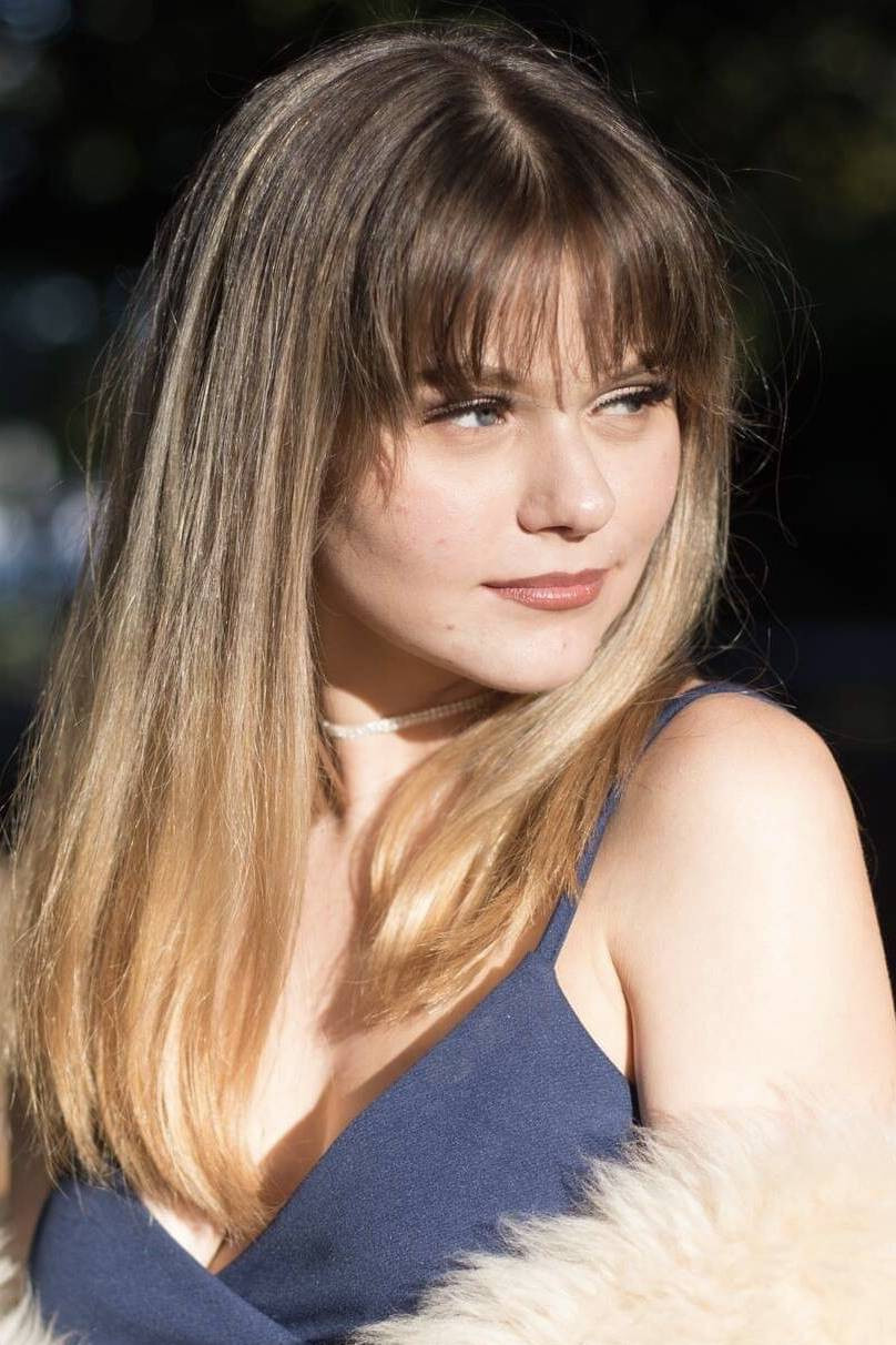 Darci Uilson backdrop