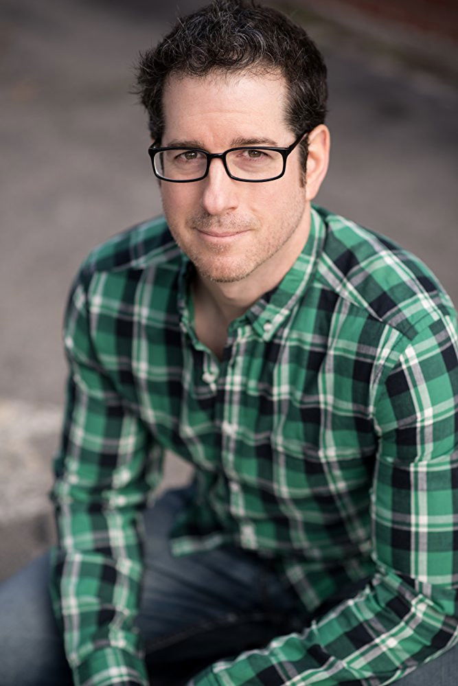 Spero Chumas backdrop