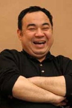 Yoshinobu Kaneko backdrop