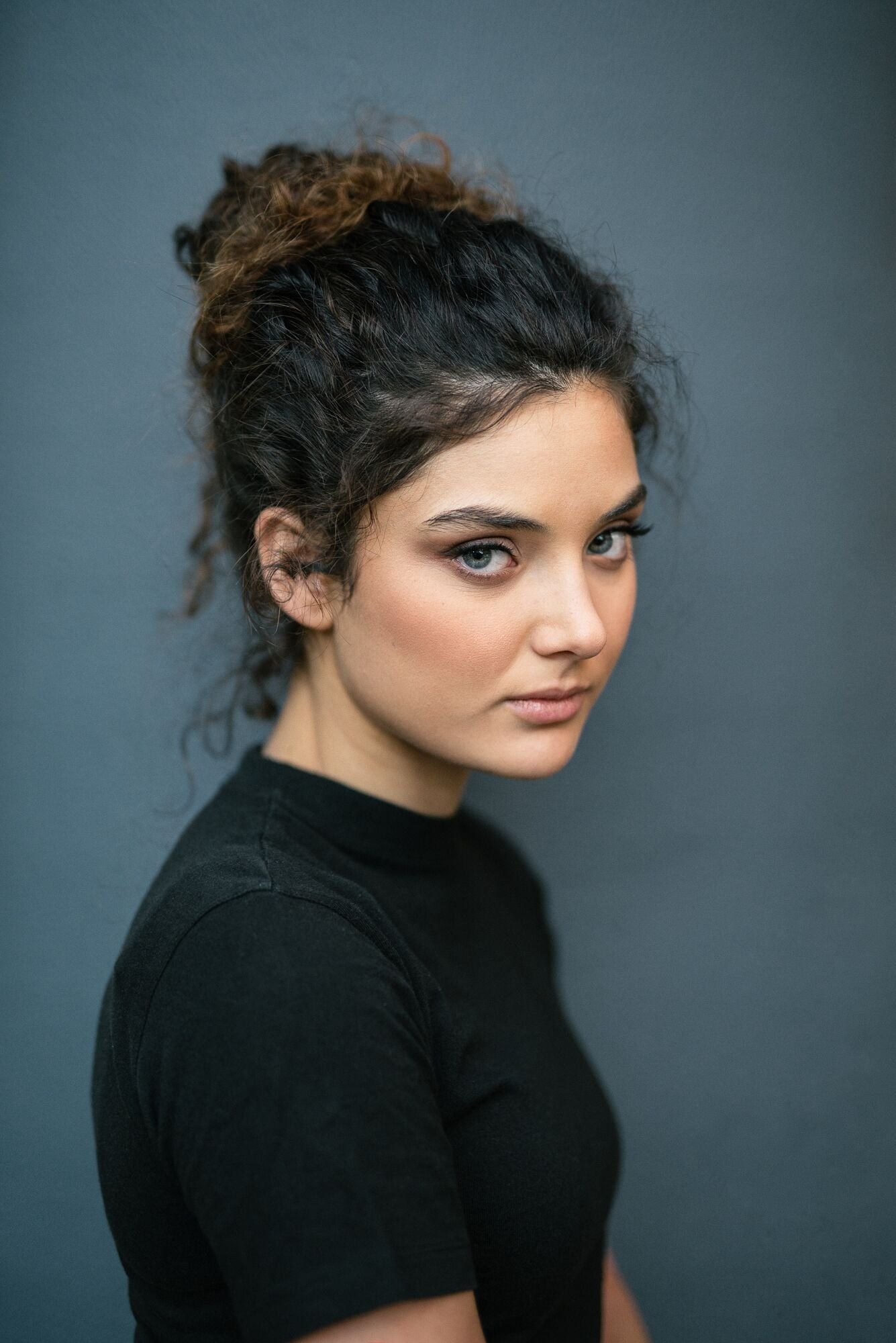 Luca Sardelis backdrop