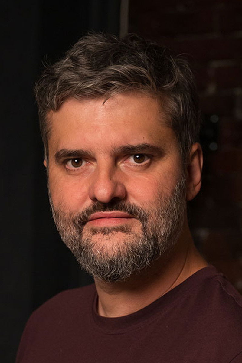 Rolando Matsangos backdrop