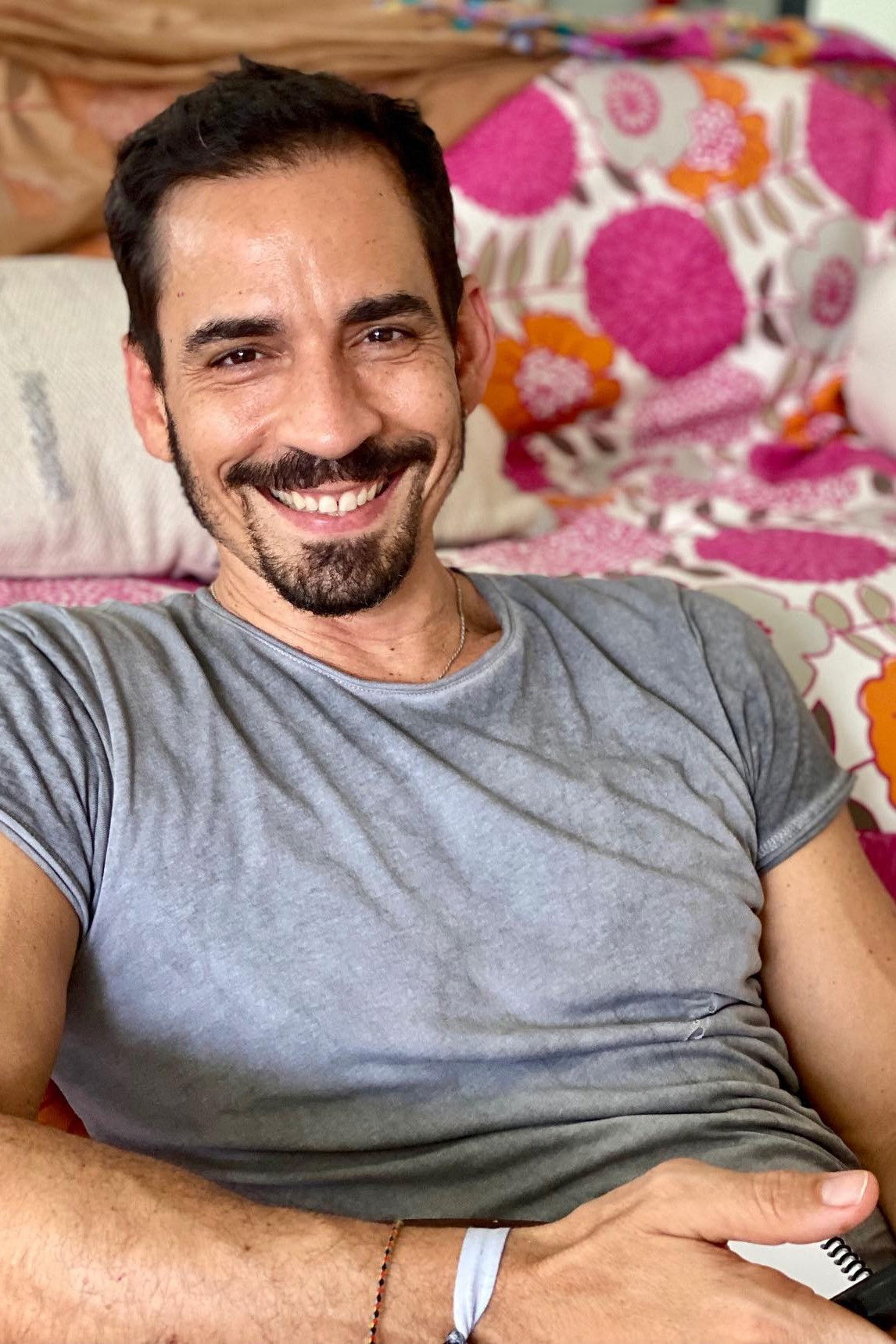 José Eugenio Hernández backdrop