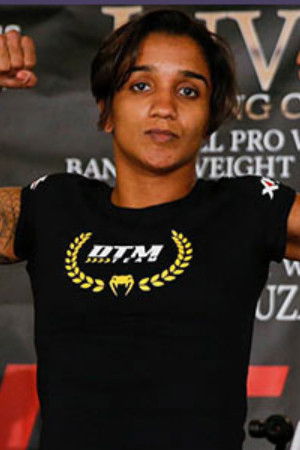 Aline Serio backdrop