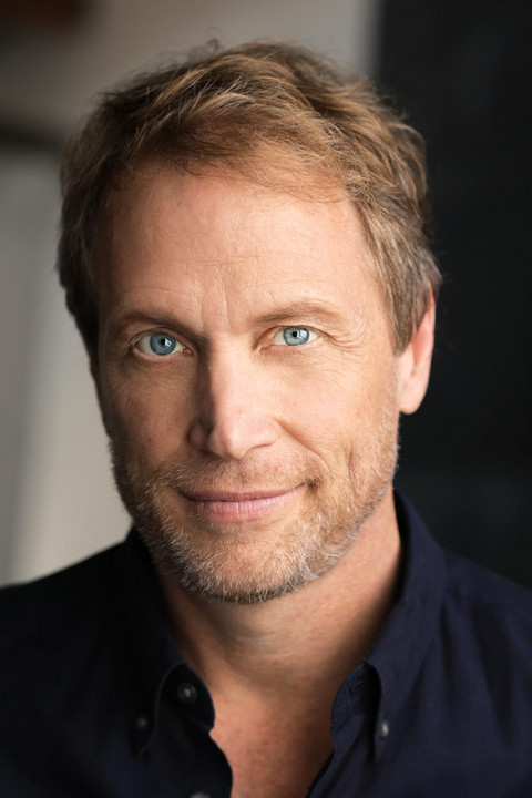 Scott Roberts backdrop