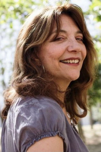 Olia Lazaridou backdrop