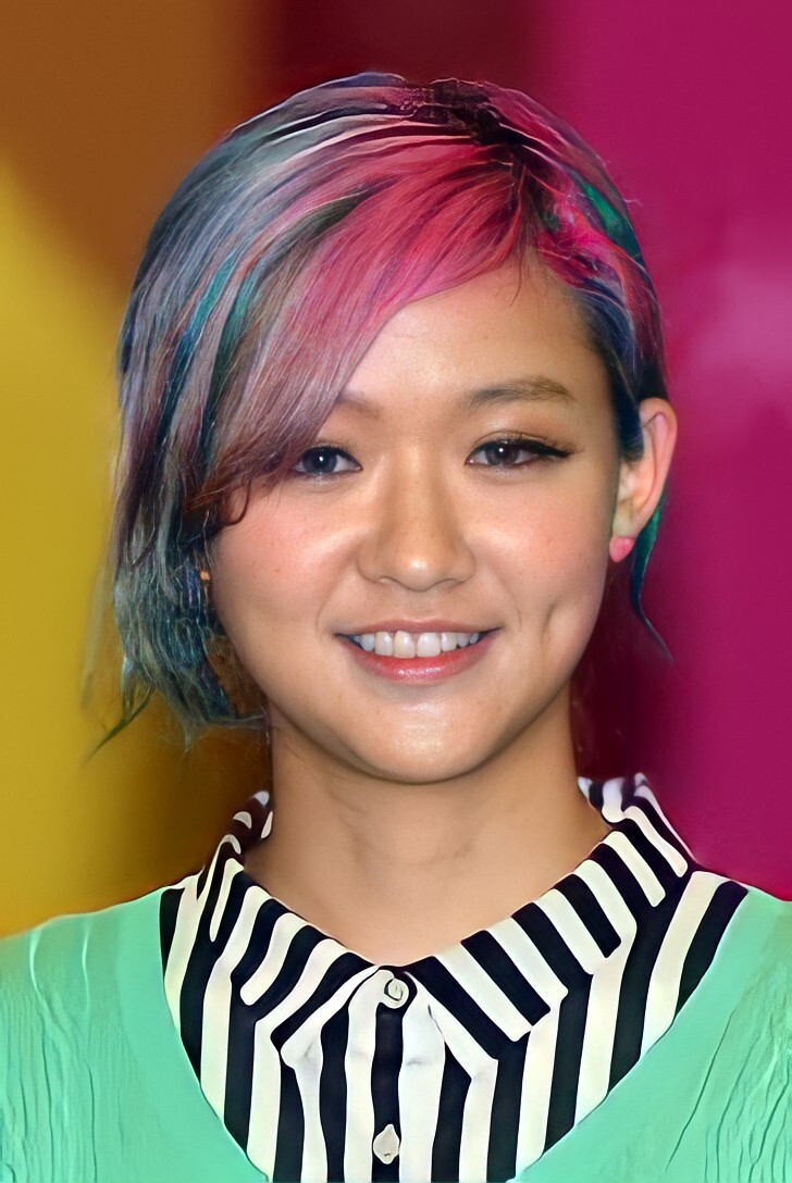 Regen Cheung backdrop