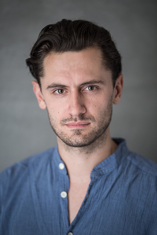 Bartłomiej Kotschedoff backdrop