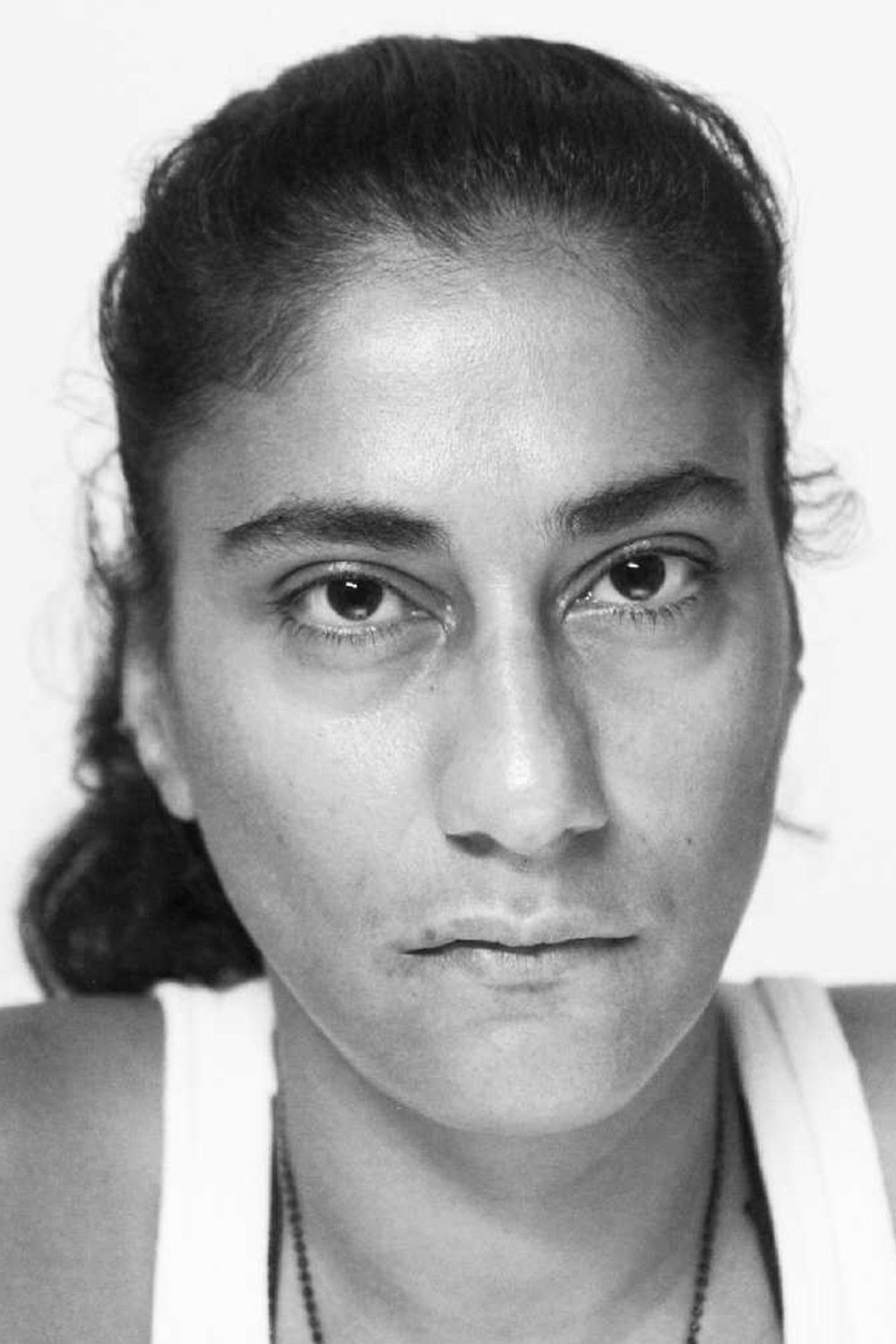 Samira Saraya backdrop