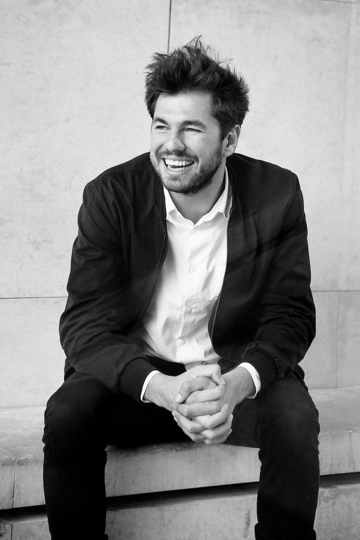 Tim Ellrich backdrop