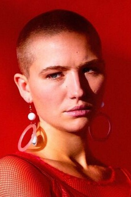 Leyla de Muynck backdrop