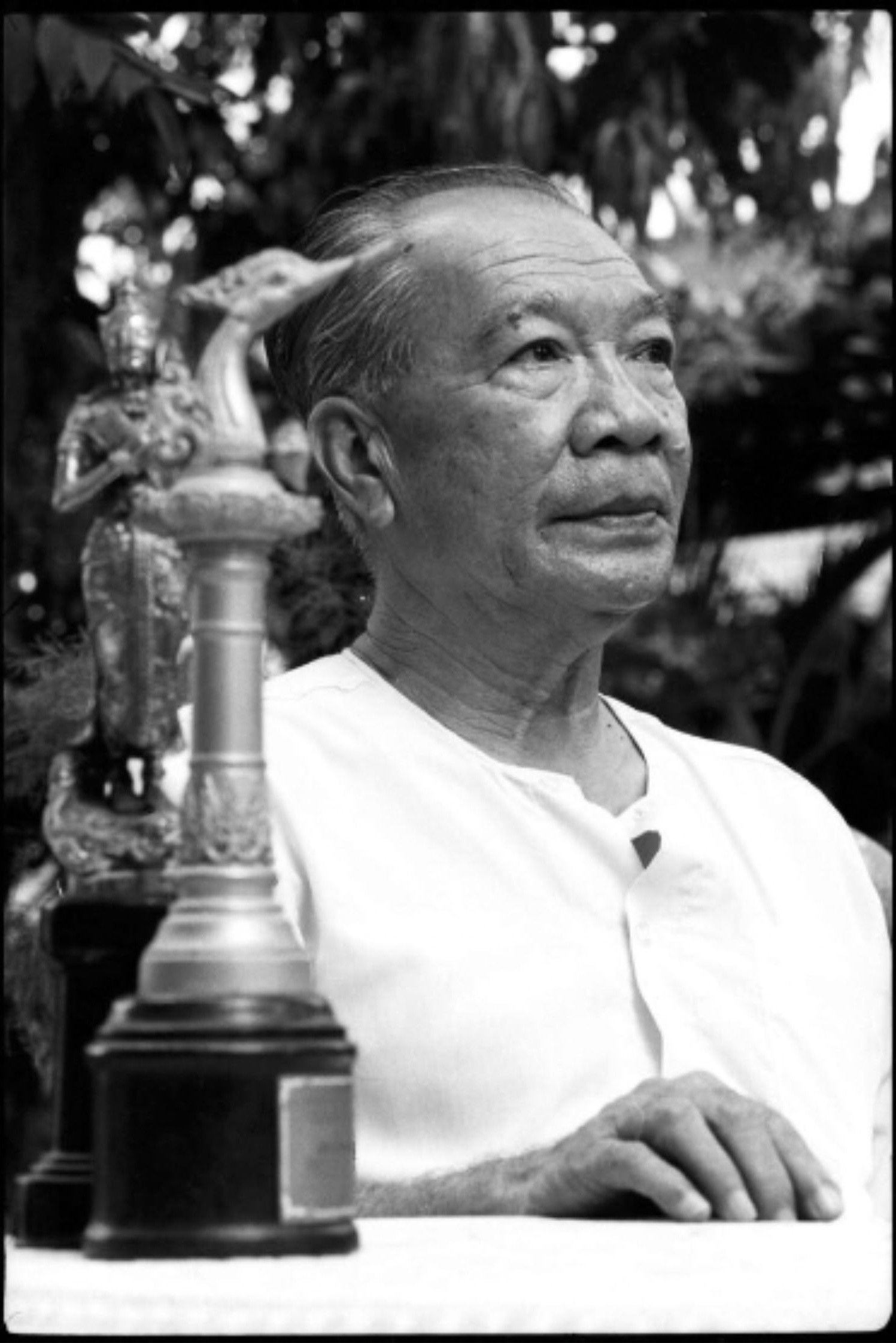 Vichit Kounavudhi backdrop