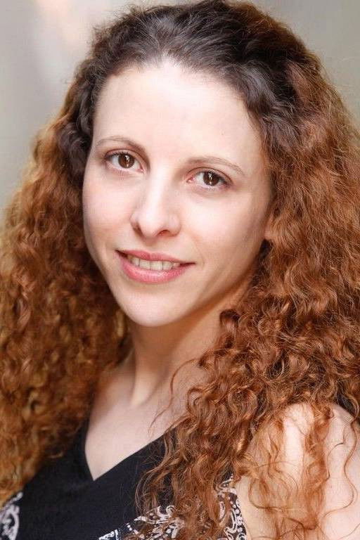 Pauline Cousty backdrop