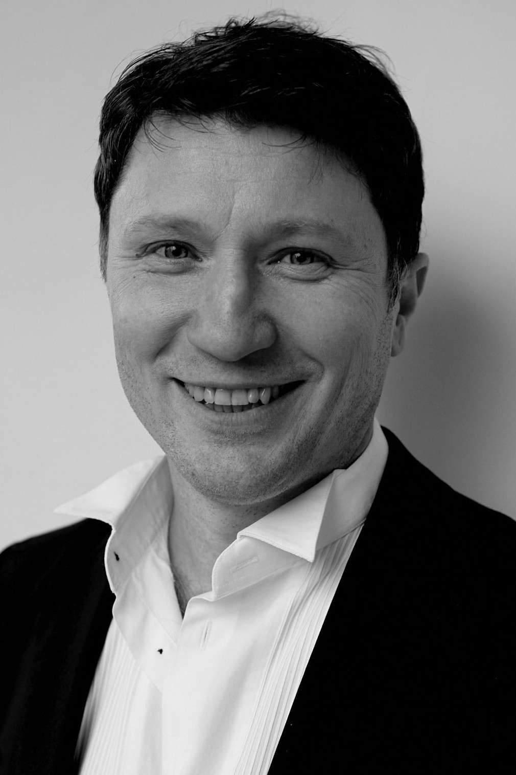 Maksim Khabarov backdrop