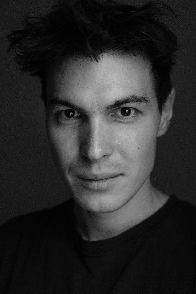 Ruslan Fedotov backdrop