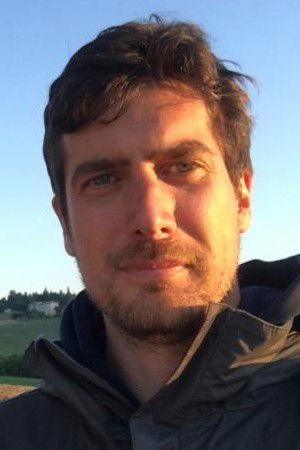 Gianluca De Angelis backdrop