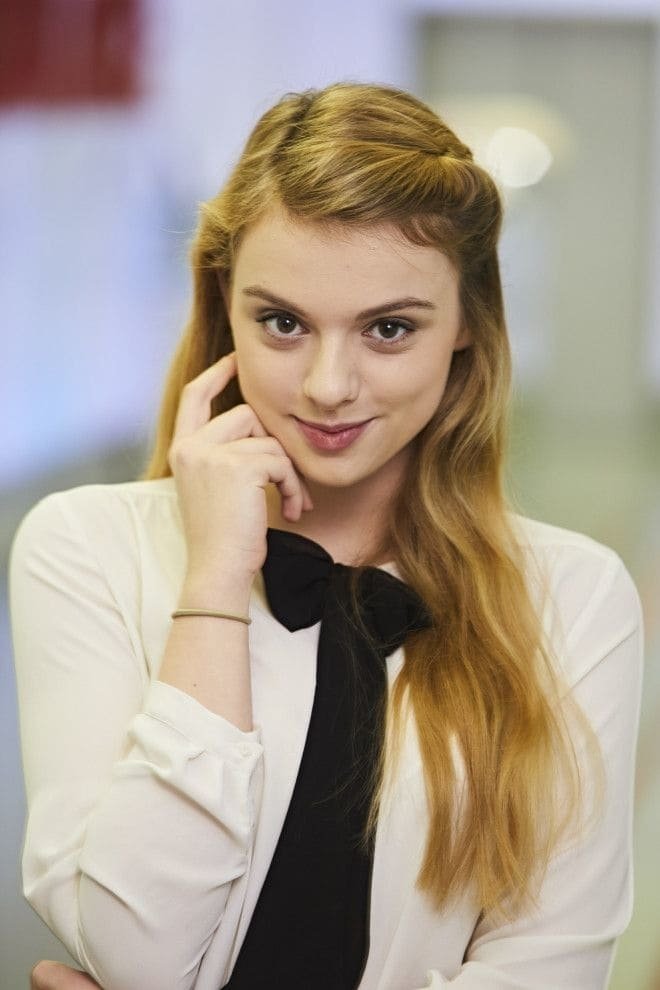 Štěpánka Fingerhutová backdrop