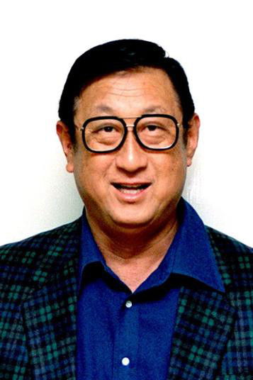 Mikki Yasukawa backdrop