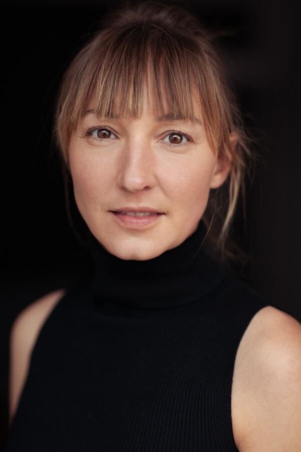 Johanna Falckner backdrop