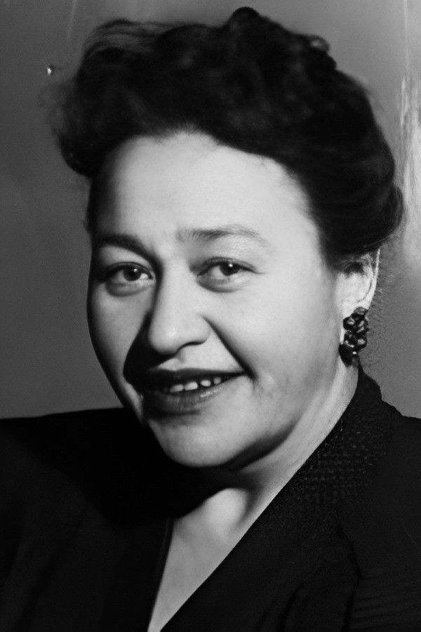 Lidiya Ryumina backdrop