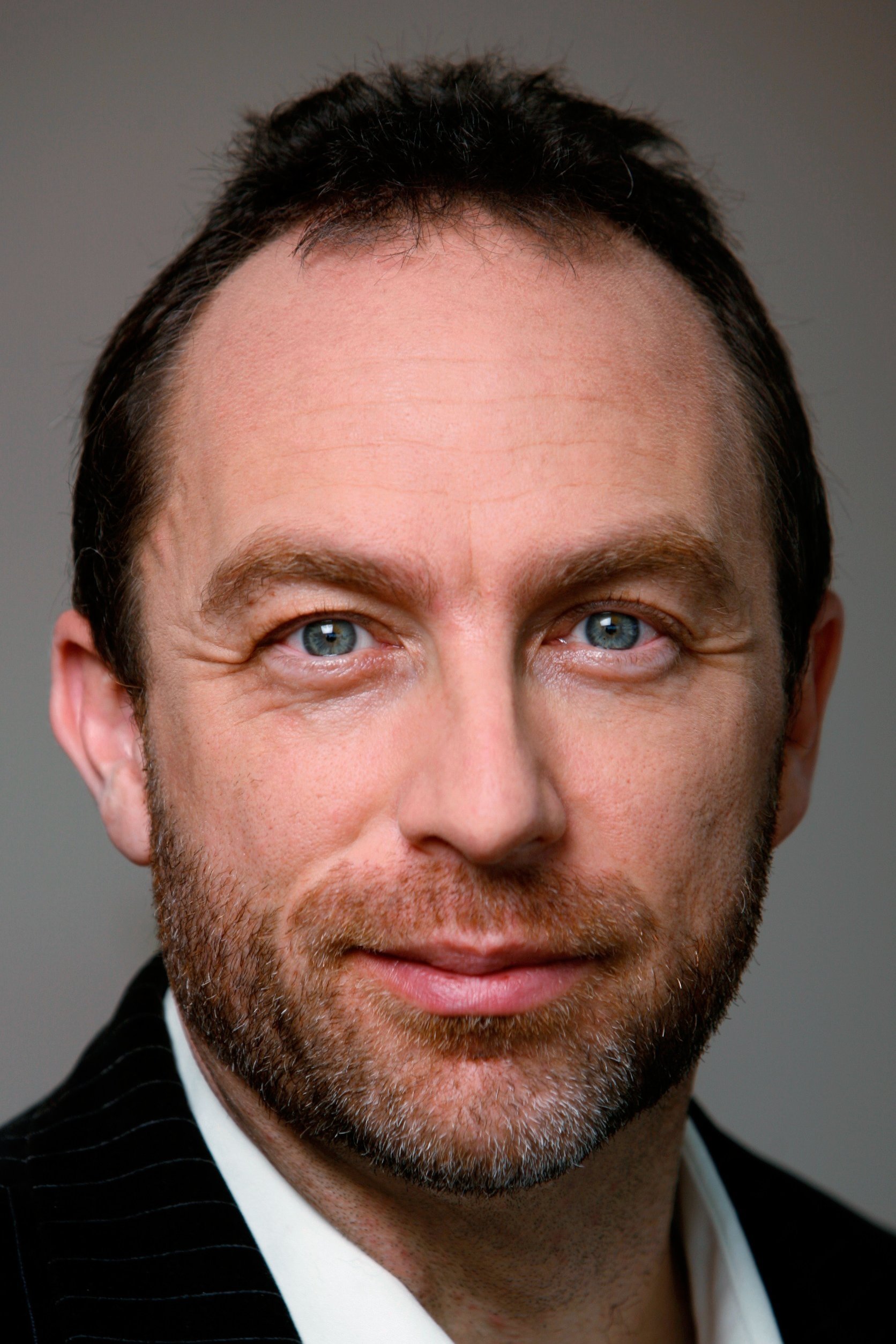 Jimmy Wales backdrop