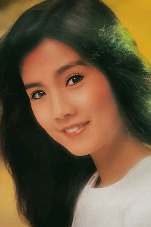 Sylvia Peng Hsueh-Fen backdrop