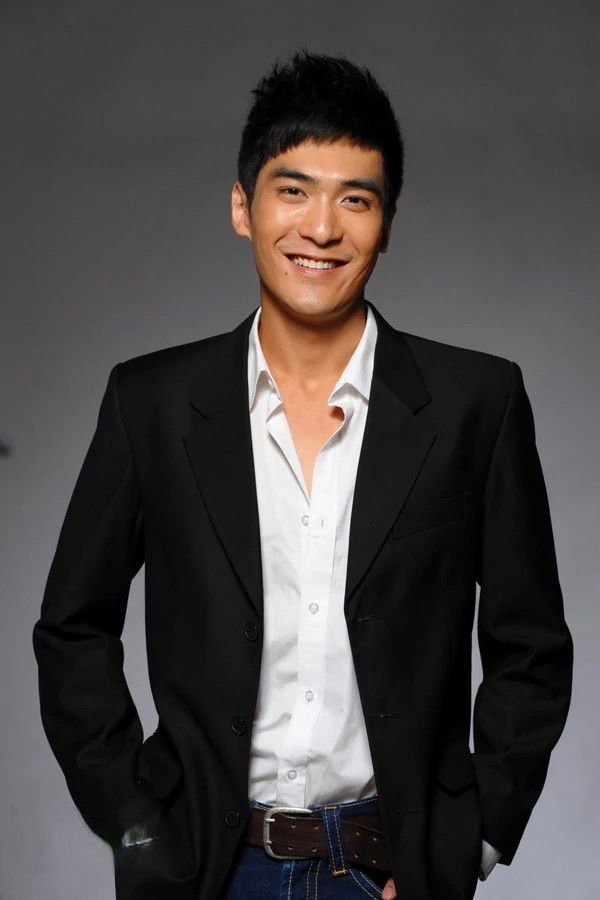 Tianjiao Fu backdrop