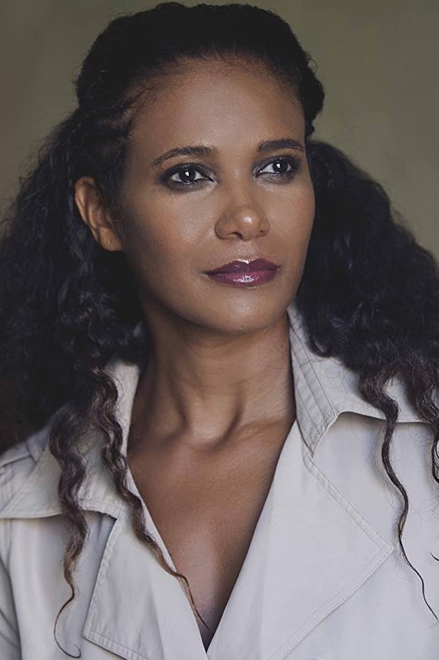 Denny Mendez backdrop