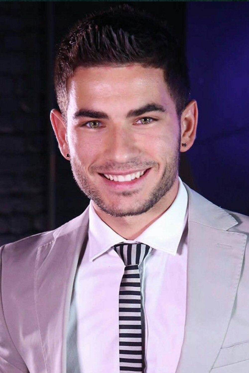 Vadim Black backdrop