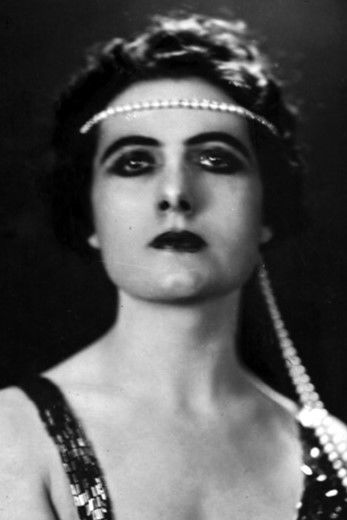 Marion Gerth backdrop