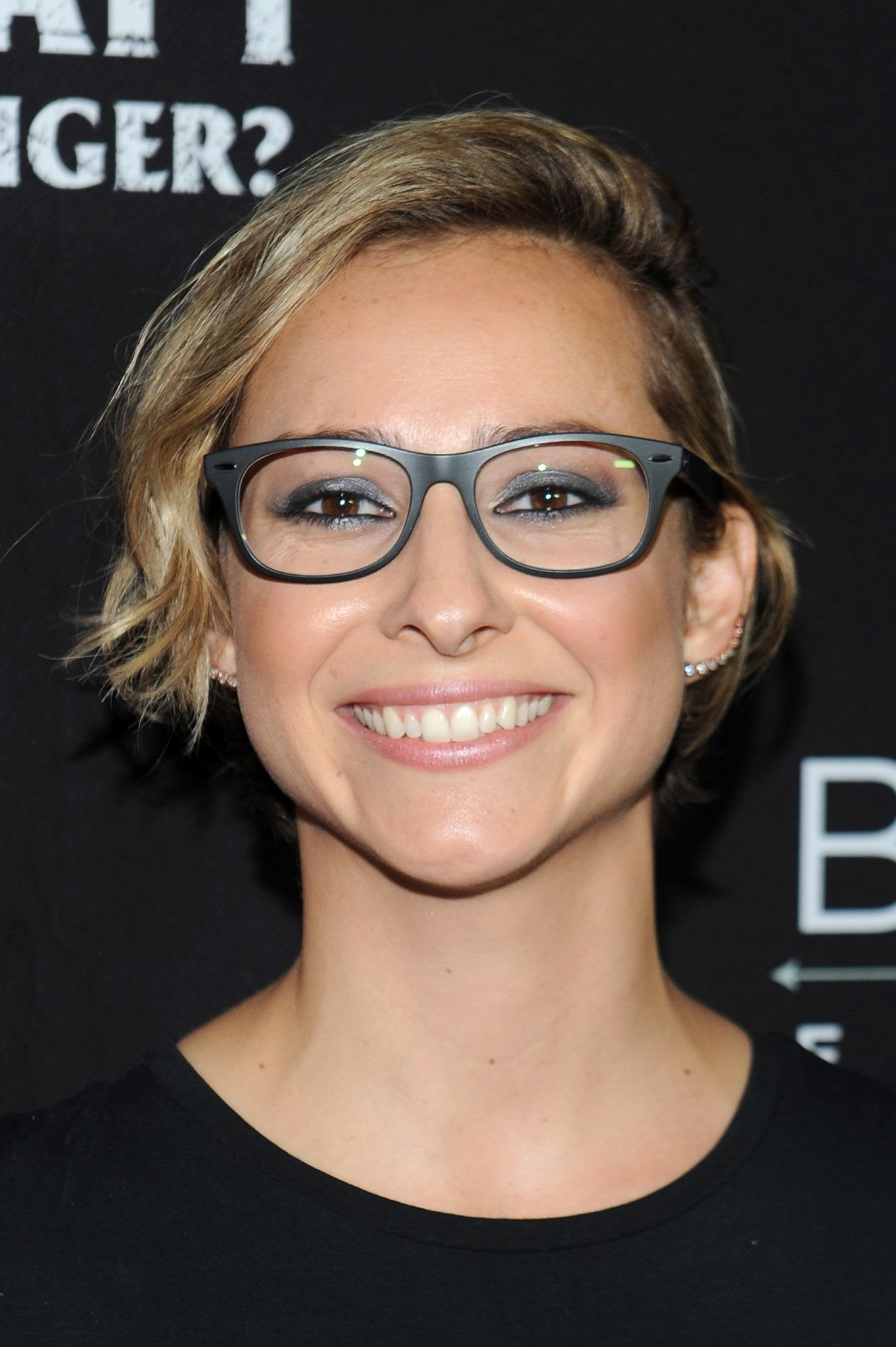 Melanie Aitkenhead backdrop