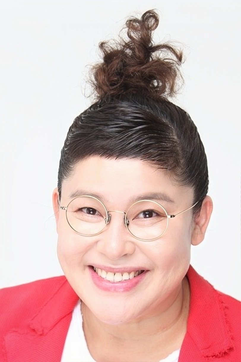 Lee Young-ja backdrop