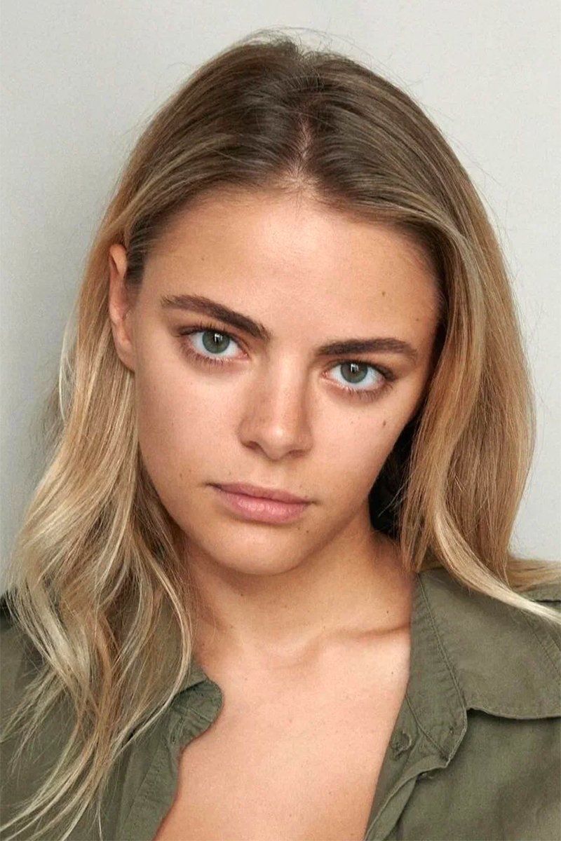 Margarita Abroskina backdrop