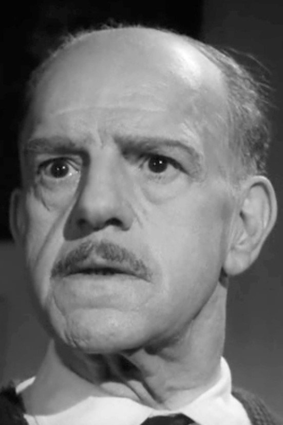 Francisco Pierrá backdrop