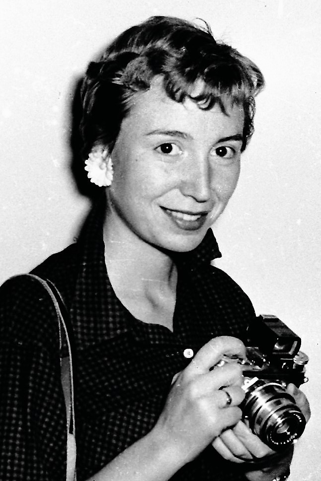 Joana Biarnés backdrop