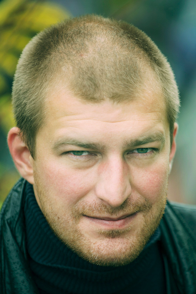 Ondřej Cikán backdrop